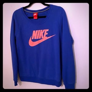 Used Nike Sweatshirt